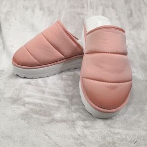 Anthropologie Maeve Pink Quilted Women's Slippers Size M (8-9)